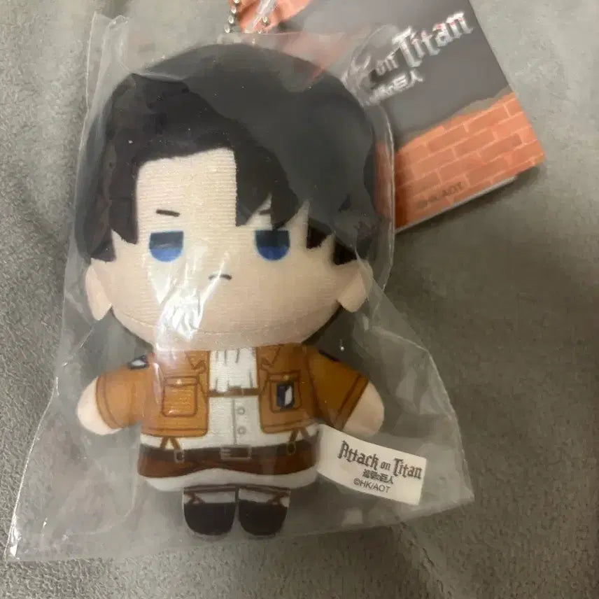 [BUNJANG] Attack on Titan Levi Nui Keyring / 진격의 거인 리바인 누이 키링 미개봉