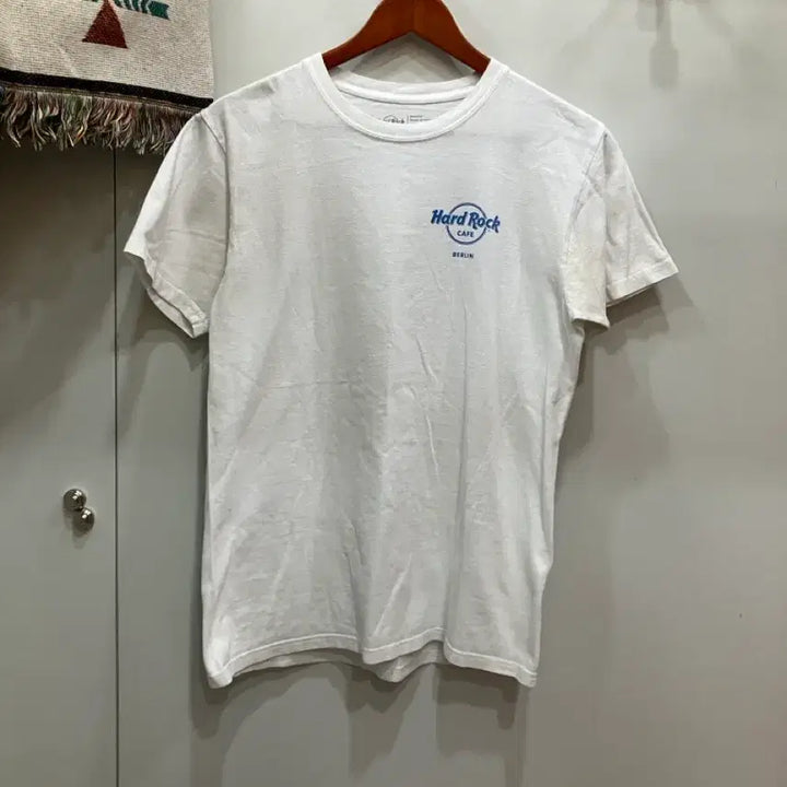 [BUNJANG] Hard Rock Cafe Berlin T-Shirt Vintage / hardrockcafe 하드락카페 베를린 티셔츠