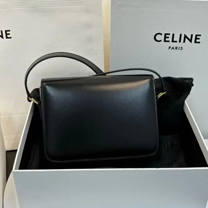 [BUNJANG] Celine Triomphe Shoulder Bag - Black / 셀린느 트리옹프 숄더백 블랙  여성 가방