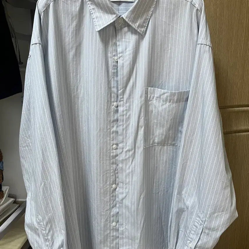 [BUNJANG] Uniqlo Broadcloth Oversized Stripe Shirt (Blue, L) / 유니클로 스트라이프 셔츠 브로드클로스오버사이즈셔츠 블루 L사이즈