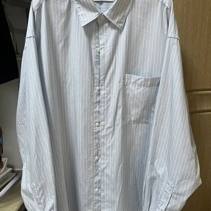 [BUNJANG] Uniqlo Broadcloth Oversized Stripe Shirt (Blue, L) / 유니클로 스트라이프 셔츠 브로드클로스오버사이즈셔츠 블루 L사이즈