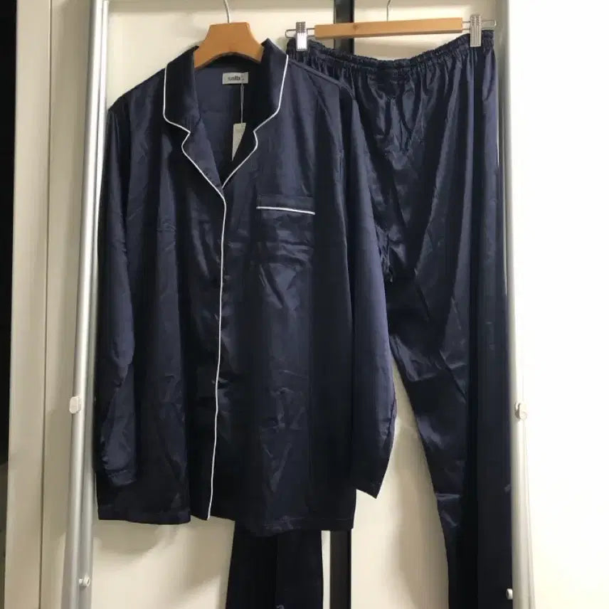 [BUNJANG] Solve Silk Fit Pajama Set / [새상품] 솔브 실크핏 잠옷세트 (정가 55,000원)