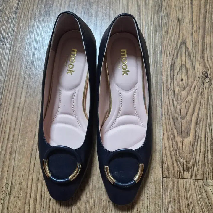 [SOLD OUT] 무크  펌프스 단화 235