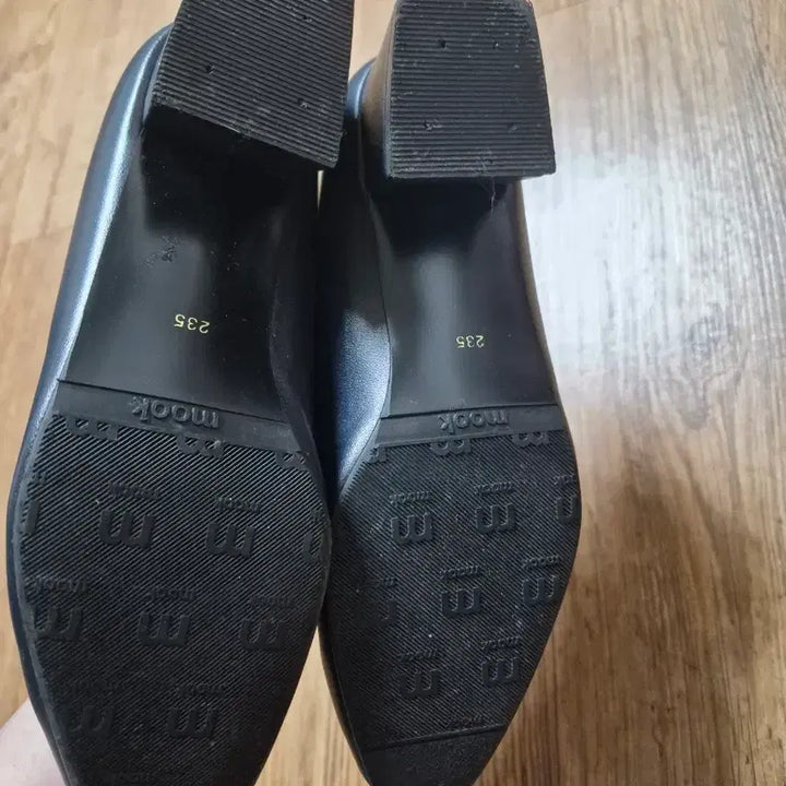 [SOLD OUT] 무크  펌프스 단화 235