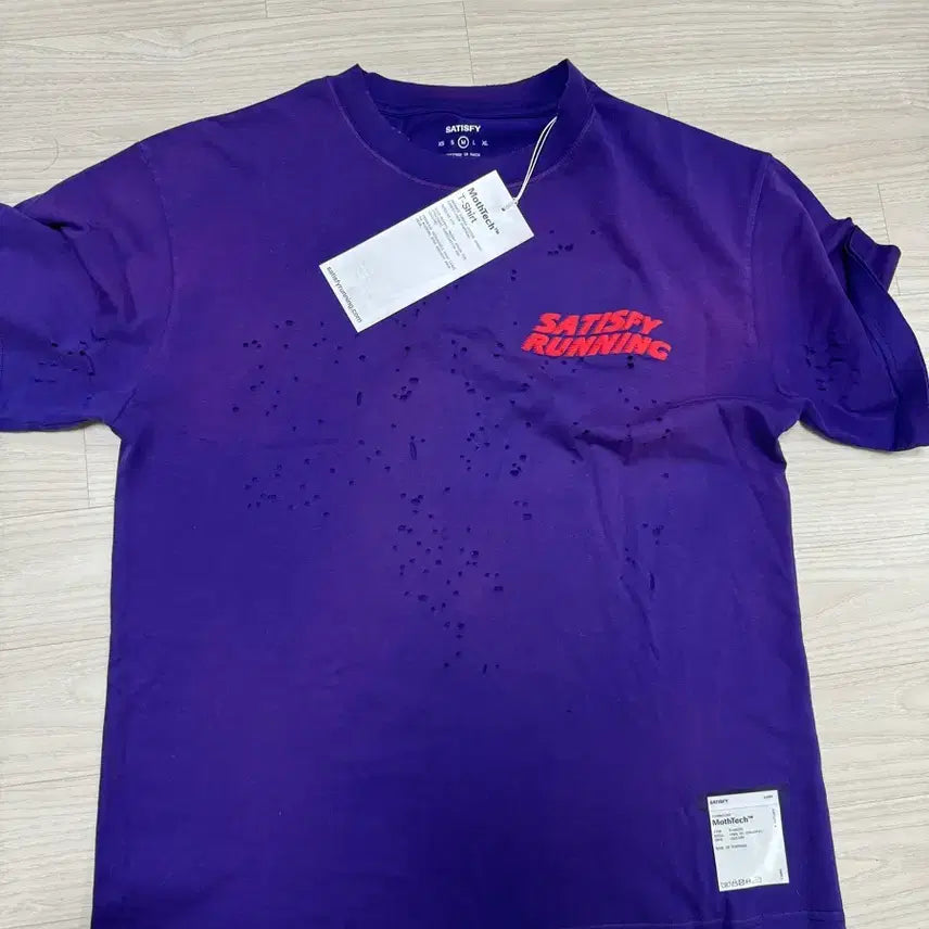 [BUNJANG] Satisfy Mosteck T-shirt / 세티스파이 모스테크 티셔츠