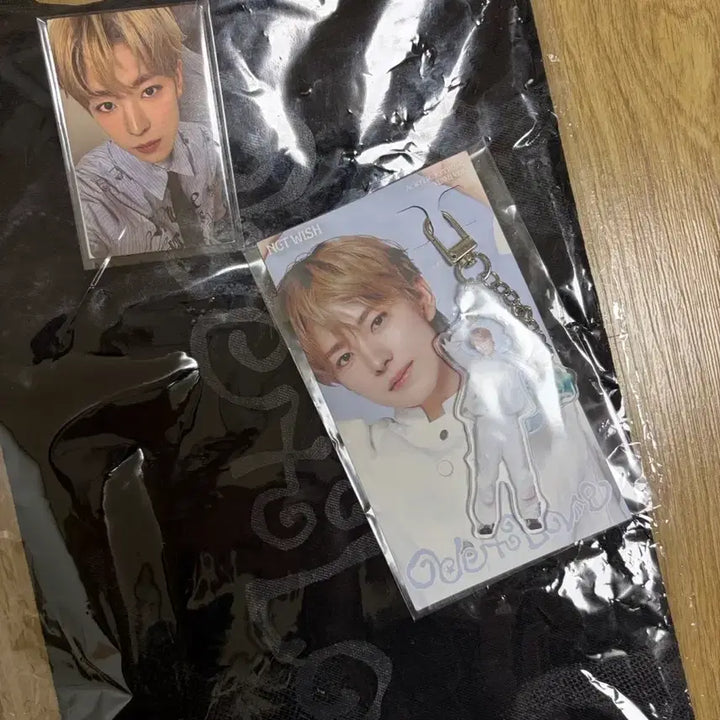 [SOLD OUT] 엔시티위시 오드투러브 팝업 유우시 짐색 유우시 키링