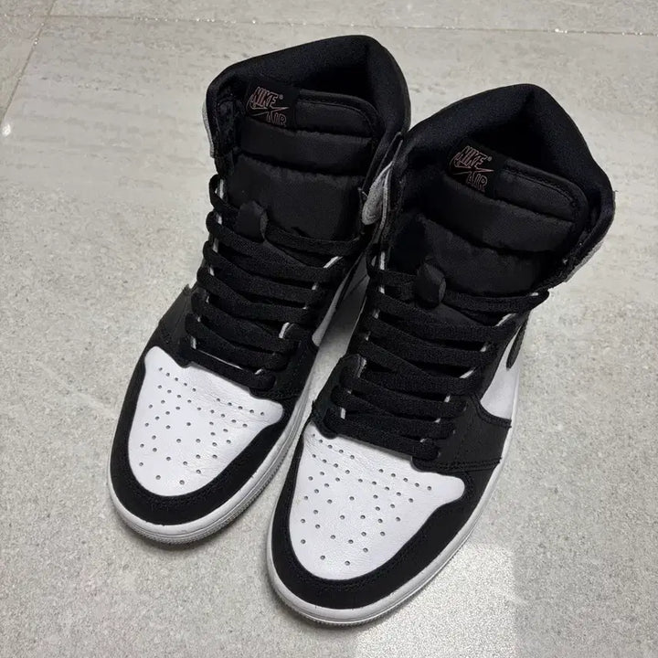 [BUNJANG] Jordan 1 Retro High OG Bleached Coral Sneakers / 조던 1 레트로 하이 OG 블리치드 코랄 270