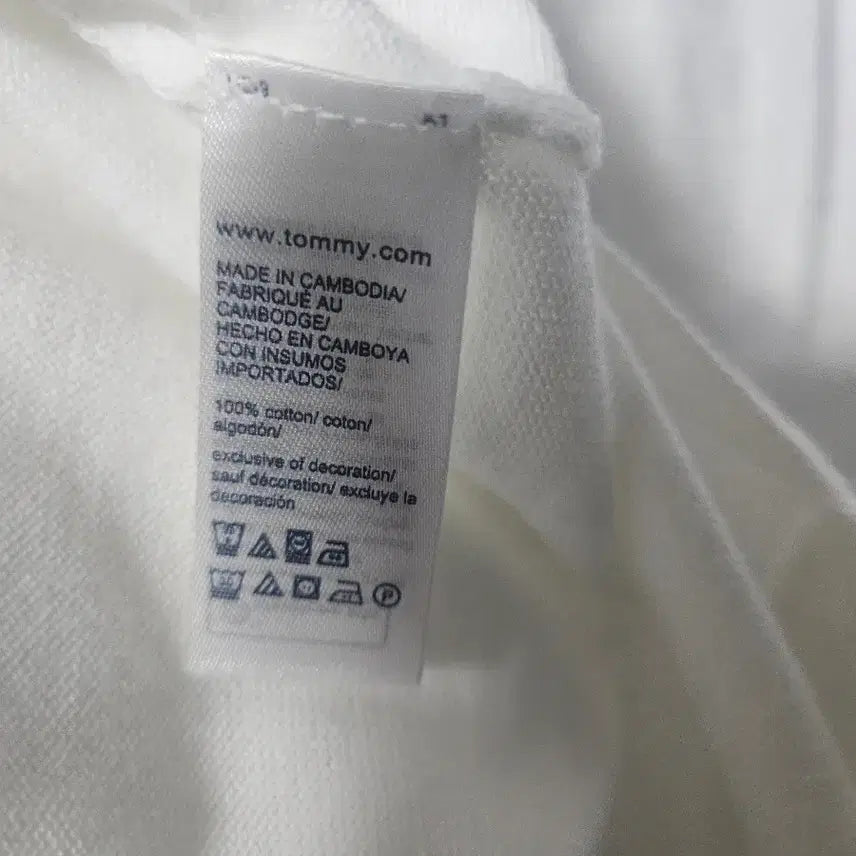 [SOLD OUT] 타미힐피거 V넥 니트 새상품