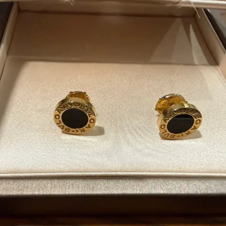 [BUNJANG] Bvlgari Onyx K18 Earrings / 불가리 피어스 오닉스 K18