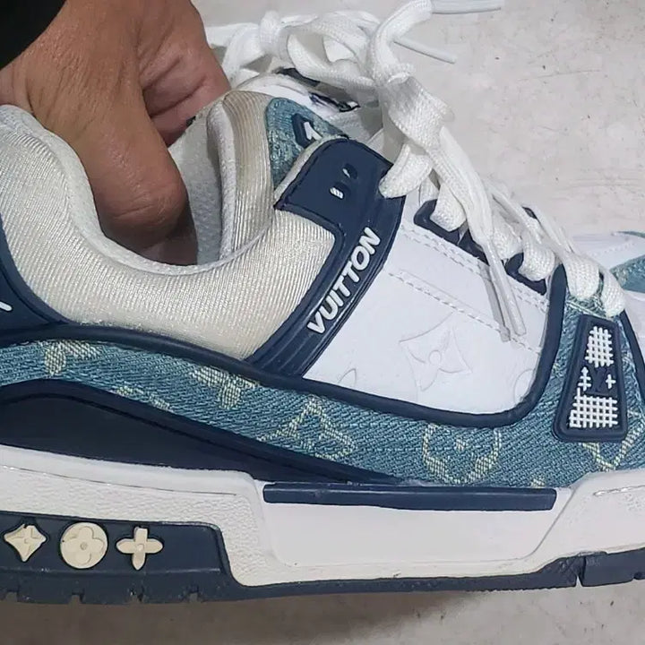 [BUNJANG] Louis Vuitton Trainer Sneakers (245) / 루이비통 트레이너 245 사이즈