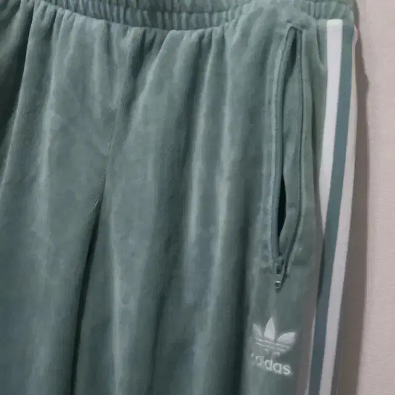 [BUNJANG] Adidas Velvet Track Pants Mint Sky Blue 28 Inch / 아디다스 벨벳 민트 스카이블루 트레이닝바지 28인치