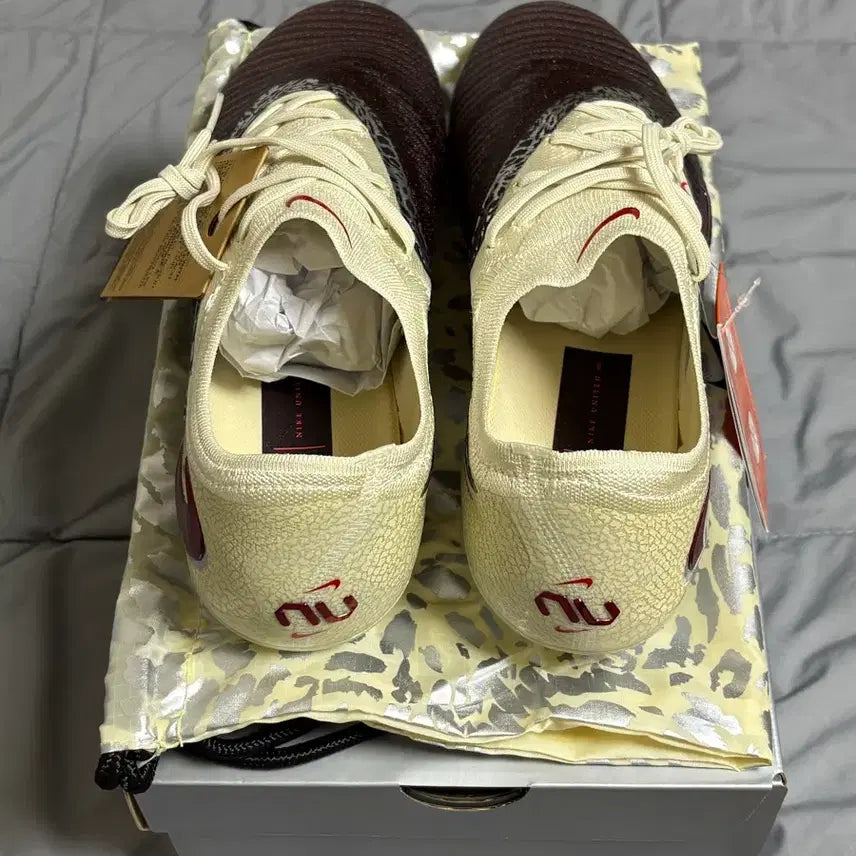 [BUNJANG] Nike Phantom 6 Low Elite Sneakers / 나이키 유나이티드 팬텀 6 로우 엘리트 280