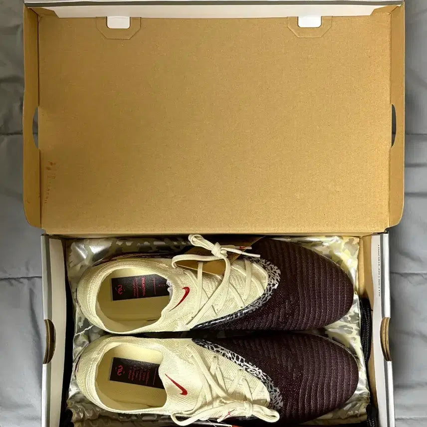 [BUNJANG] Nike Phantom 6 Low Elite Sneakers / 나이키 유나이티드 팬텀 6 로우 엘리트 280