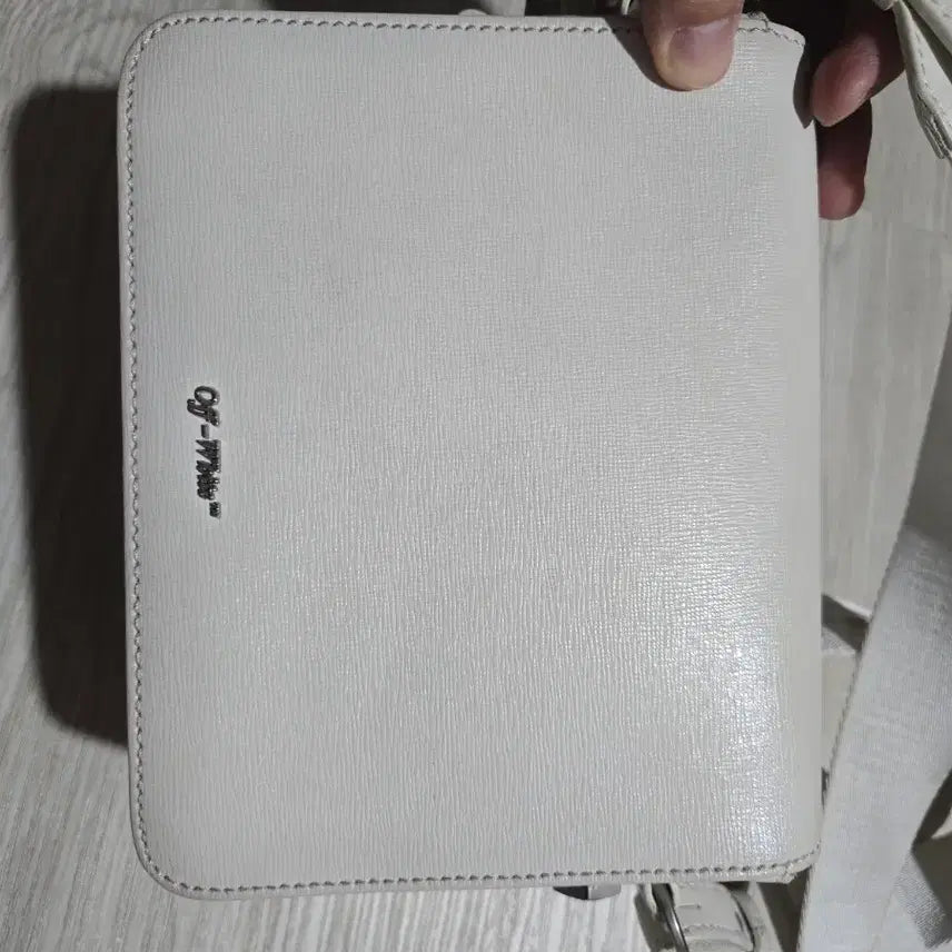 [BUNJANG] Off-White Genuine Stripe Crossbody Bag / OFF-WHITE 정품 스트라이프 크로스백