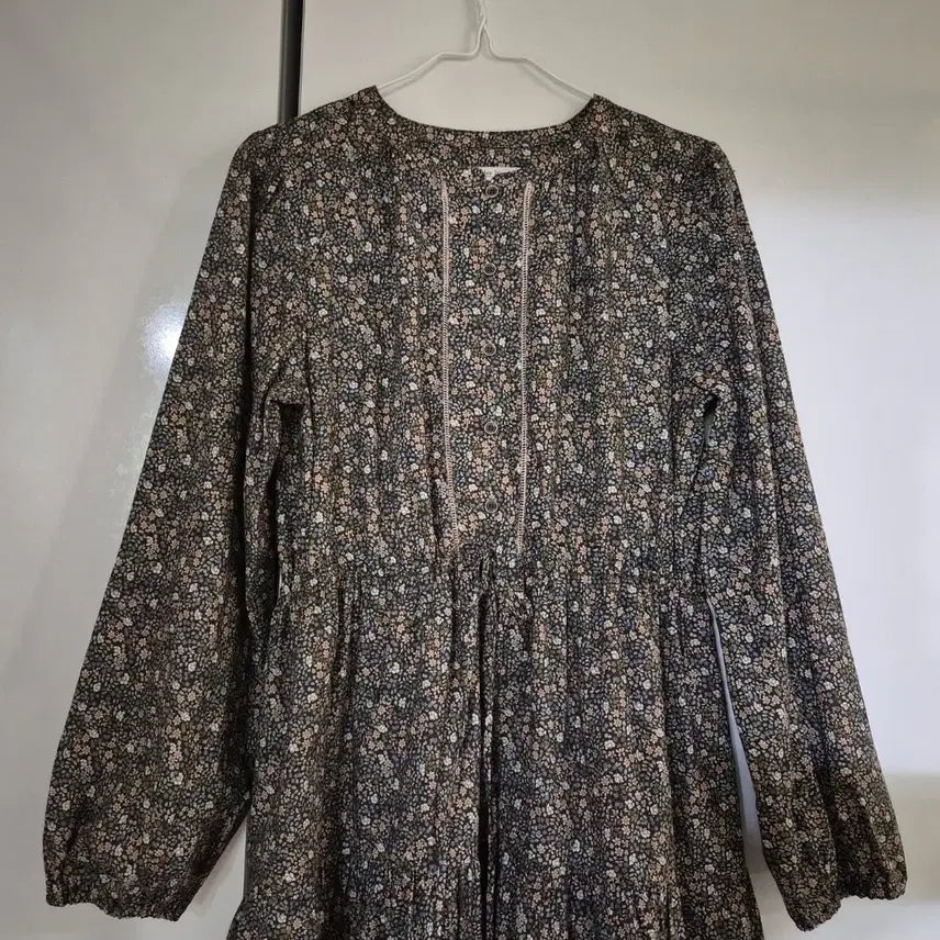 [SOLD OUT] Thursday Island 플라워 롱 원피스