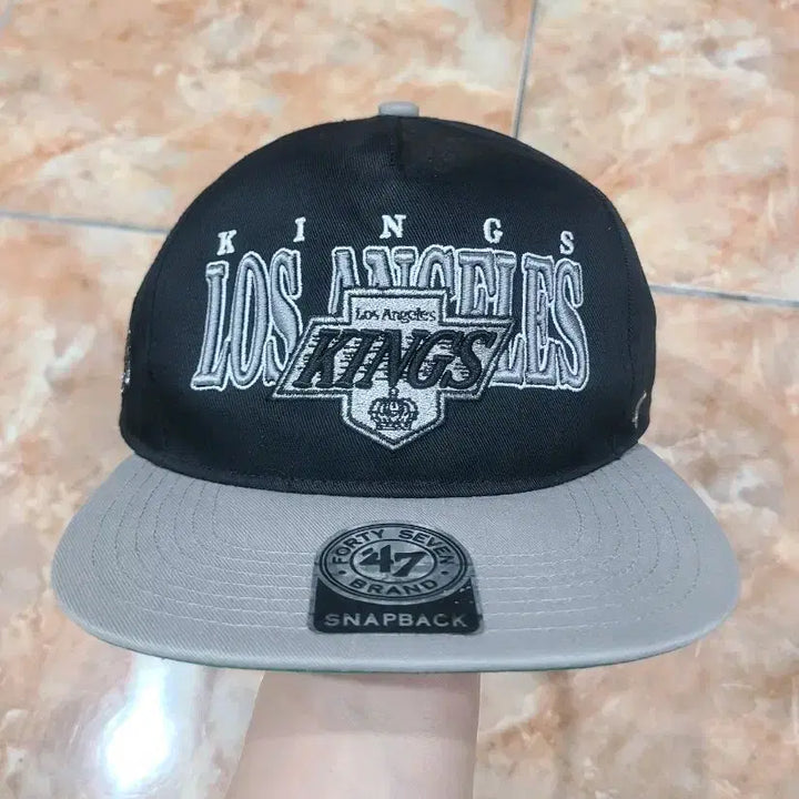 [BUNJANG] 47 Brand Los Angeles Kings Snapback Cap / 47브랜드 로스앤젤레스 킹스 스냅백