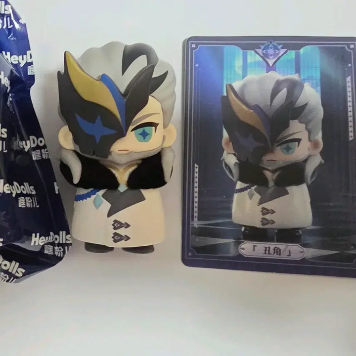 [BUNJANG] Genshin Impact Fatui Capitano Figure (Bonus Pierrot Figure) / 원신 우인단 카피타노 피규어 팝니다 (덤 피에로 피규어)