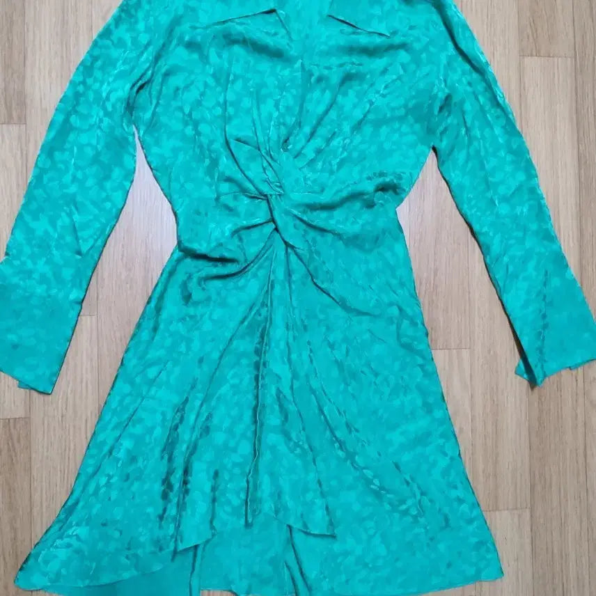 [SOLD OUT] 미사용새상품)쟈딕엔볼테르실크원피스(이자벨마랑스탈)