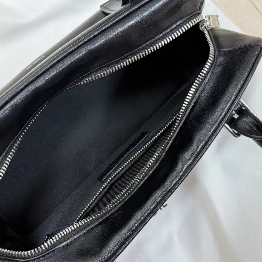 [SOLD OUT] 스탠드오일 스퀘어 볼링백 숄더백 블랙