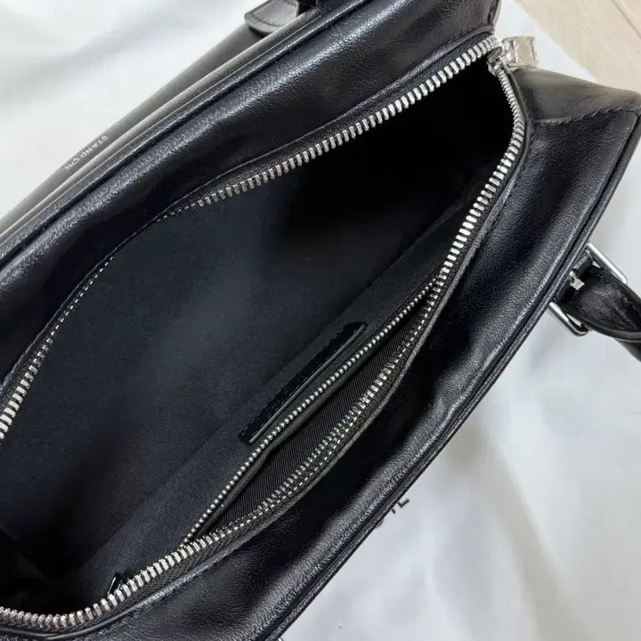 [SOLD OUT] 스탠드오일 스퀘어 볼링백 숄더백 블랙