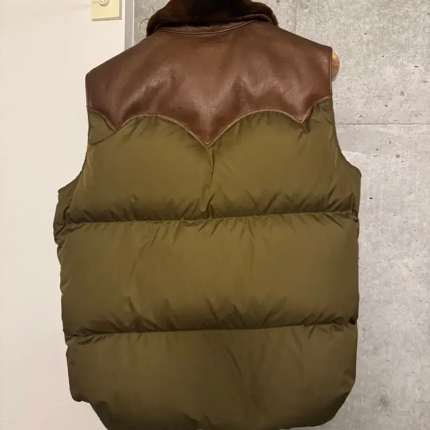[BUNJANG] Anatomica Rocky Mountain Featherbed Christy Vest (Olive Drab) / 아나토미카 별주 록키 마운틴 페더배드 크리스티 베스트 (44)