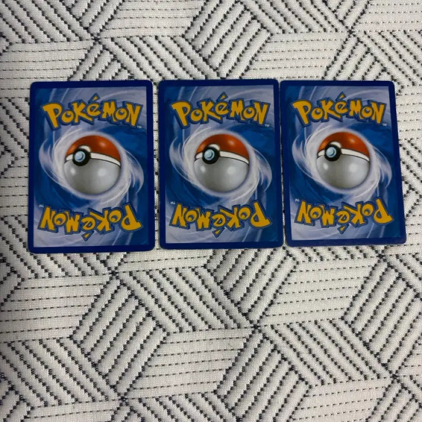 [BUNJANG] Pokemon 20th Anniversary Card Bundle (Mewtwo EX, Mew, Rocket, Lucky, etc.) / 포켓몬카드 20주년 카드 일괄 (뮤츠 EX, 뮤, 로켓단, 럭키 등등)