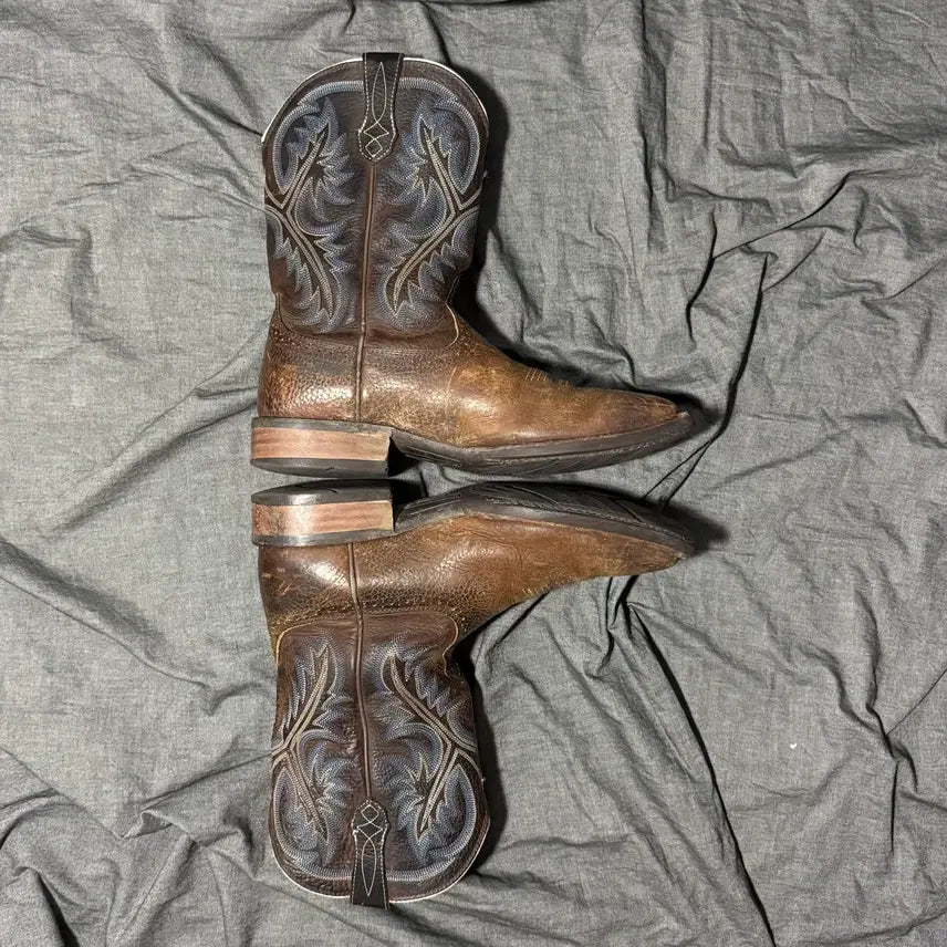 [SOLD OUT] Ariat Quickdraw Western Boots Sz 10D(280