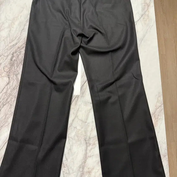 [BUNJANG] Signature Semi Bootcut Slacks Winter Fabric / 세미 부츠컷 슬랙스 겨울원단 새상품