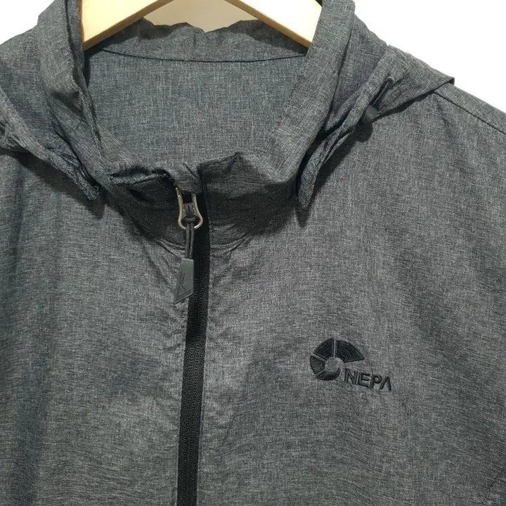 [BUNJANG] Nepa Windbreaker Jacket (100) / 네파 바람막이 자켓 100_M1900