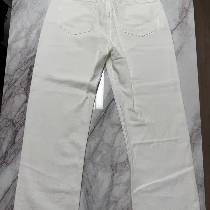 [BUNJANG] Trillion Biostone Washing Wide Denim Pants Cream L Size / 바이오스톤 워싱 와이드 데님 팬츠 크림 새제품