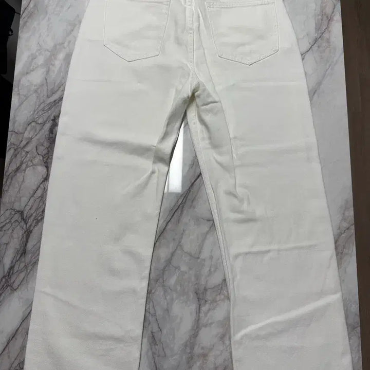 [BUNJANG] Trillion Biostone Washing Wide Denim Pants Cream L Size / 바이오스톤 워싱 와이드 데님 팬츠 크림 새제품