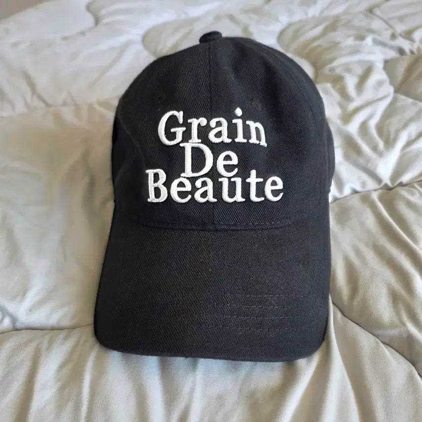 [SOLD OUT] Grain De Beaute 볼캡 블랙 (마지막가격)