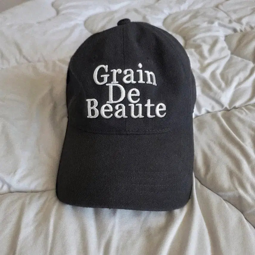 [SOLD OUT] Grain De Beaute 볼캡 블랙 (마지막가격)