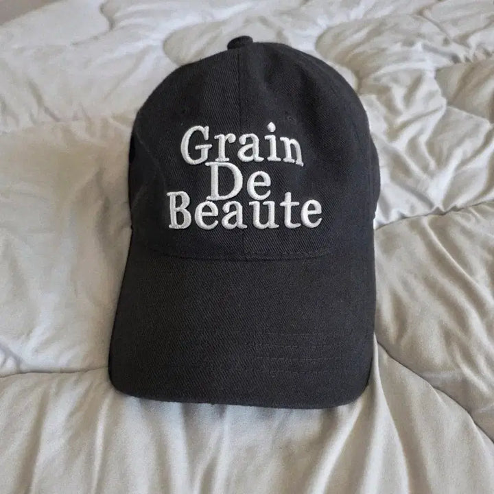 [SOLD OUT] Grain De Beaute 볼캡 블랙 (마지막가격)