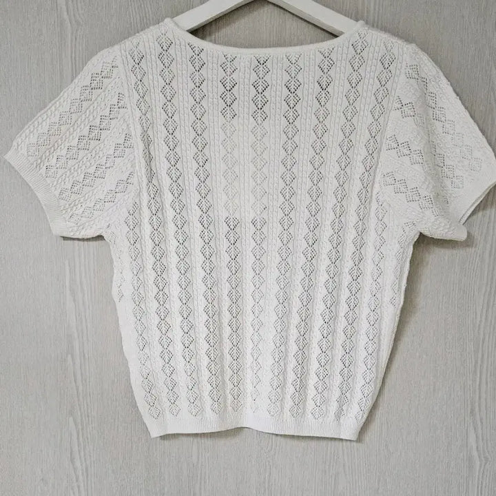 [BUNJANG] High-Quality Short-Sleeve Cardigan / 고퀄리티  반팔 가디건