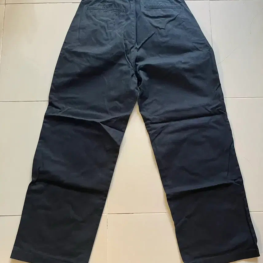 [BUNJANG] Musinsa Standard Reverse Two-Tuck Chino Pants 30 / 무탠다드 리버스 투턱 치노 팬츠 30