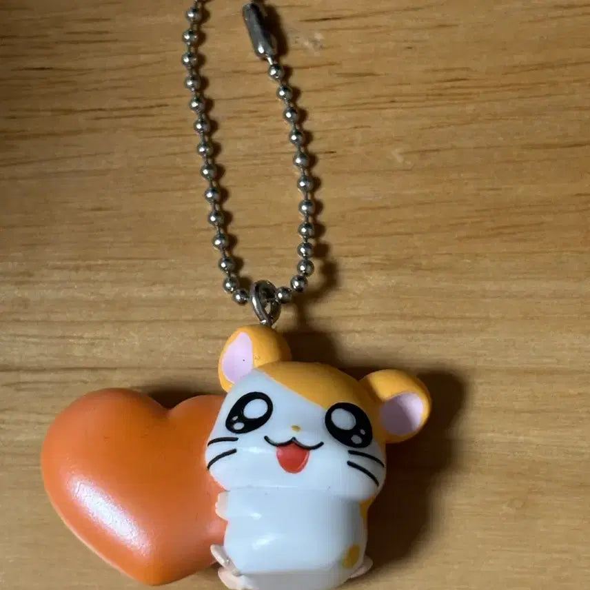 [BUNJANG] Hamtaro Heart Keychain / 햄토리 하트 키링 가챠 방가방가 햄토리