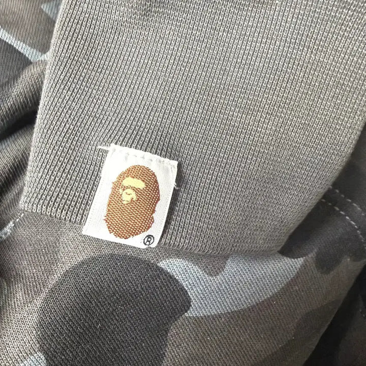 [SOLD OUT] 베이프 후드집업 흑계