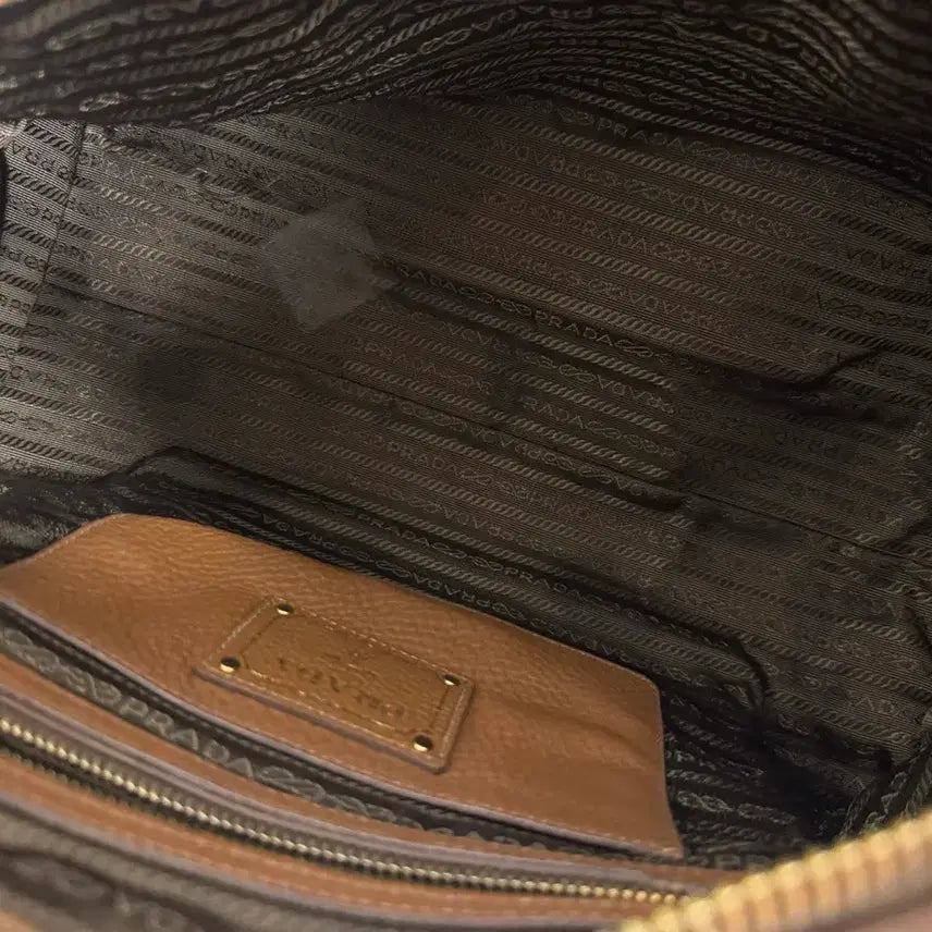 [BUNJANG] Prada Leather Motor Tote Bag / 정품 프라다 레더 모터백 가방
