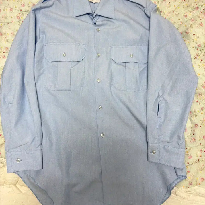 [BUNJANG] 1989 Australian Army Issue Sky Blue Shirt (Approx. 105) / [연휴할인] 89년 호주군 보급 셔츠, 스카이 블루 (105 상당)