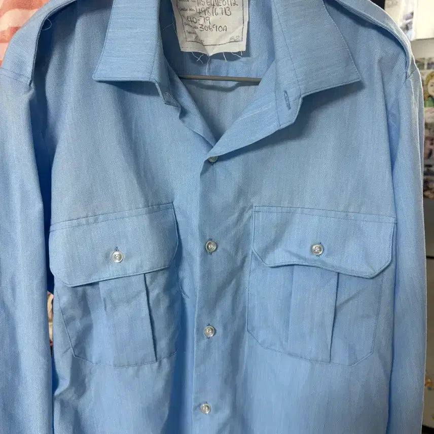 [BUNJANG] 1989 Australian Army Issue Sky Blue Shirt (Approx. 105) / [연휴할인] 89년 호주군 보급 셔츠, 스카이 블루 (105 상당)