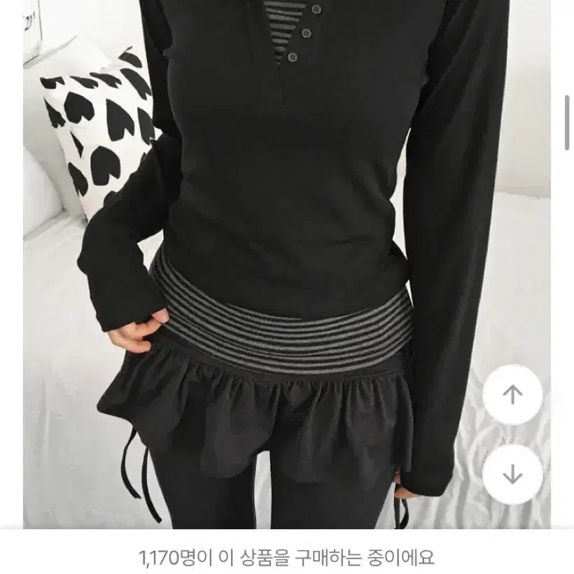 [BUNJANG] 에이블리  레이어드  홀터넥티셔츠 / 에이블리  레이어드  홀터넥티셔츠
