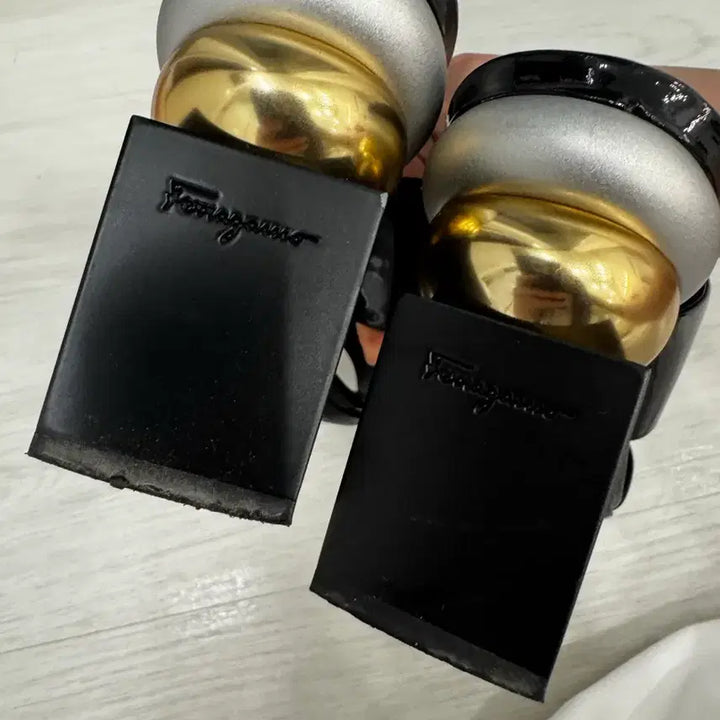 [BUNJANG] Ferragamo Mules (35 1/2) / 페라가모 뮬 (35 1/2)