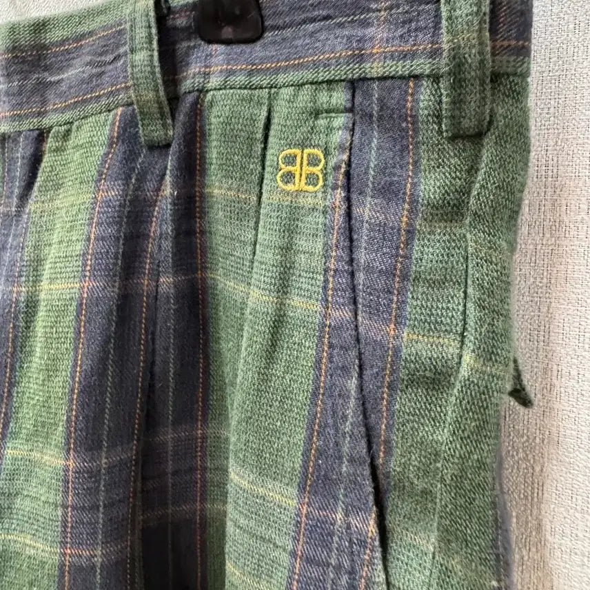 [BUNJANG] Balenciaga BB Logo Green Check Linen Blend Pants / 발렌시아가 BB로고 그린체크 린넨혼방 팬츠 (32~33)
