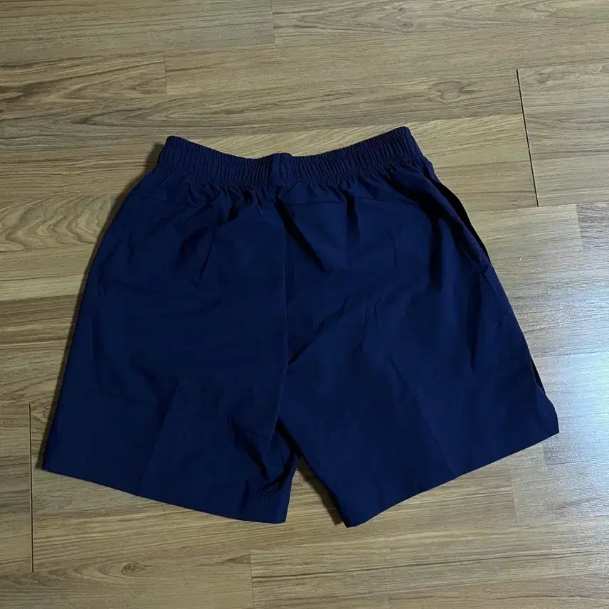 [BUNJANG] KA-G Unknown Athlete Logo Shorts / 카키그라도 KA-G 언노운애슬릿 로고 쇼츠 팝니다.