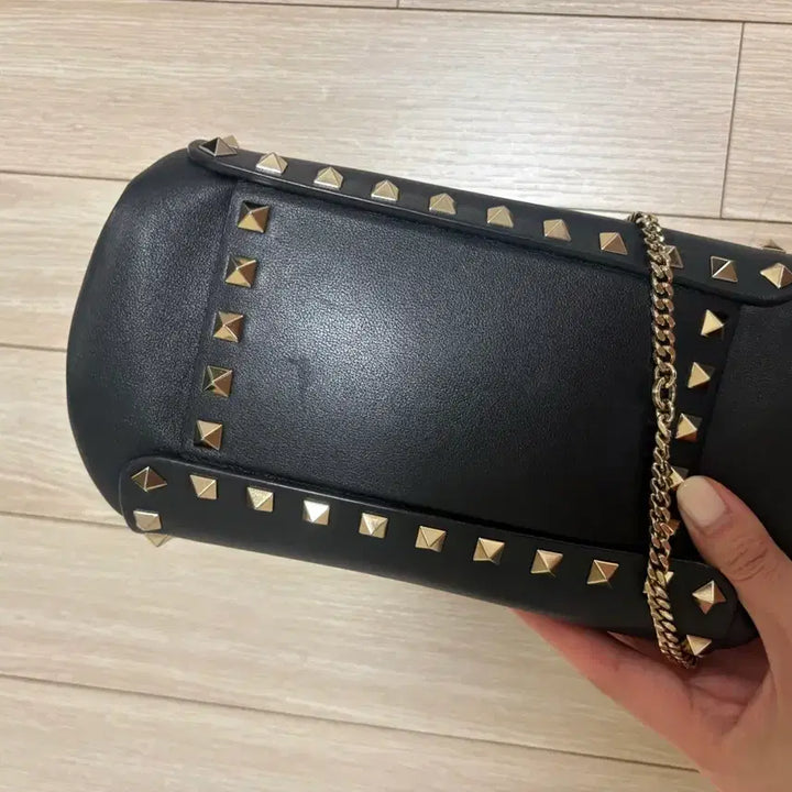 [BUNJANG] Valentino Rockstud Mini Chain Shoulder Bag / 발렌티노 락스터드 미니 체인 숄더백
