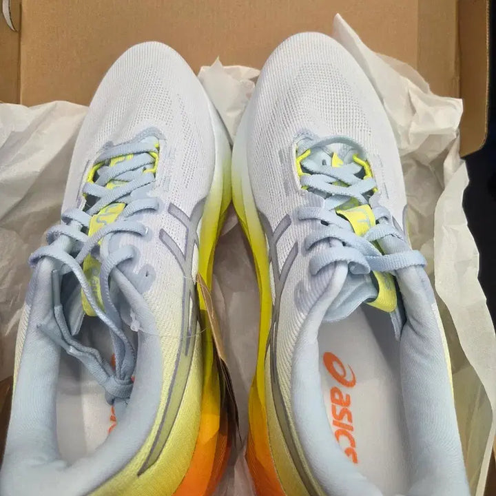 [BUNJANG] Asics NovaBlast 5 Sunny Sizzle Sky Lemon Spark Running Shoes / 아식스 노바블라스트 5 써니시즐 스카이 레몬 스파크