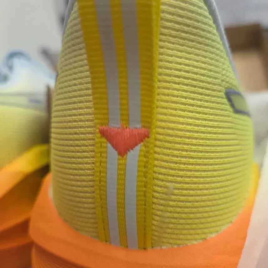 [BUNJANG] Asics NovaBlast 5 Sunny Sizzle Sky Lemon Spark Running Shoes / 아식스 노바블라스트 5 써니시즐 스카이 레몬 스파크