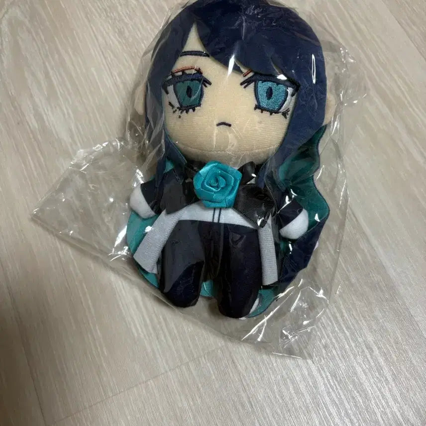 [BUNJANG] Ado Birthday Figure A Version / Ado 생일인형 A