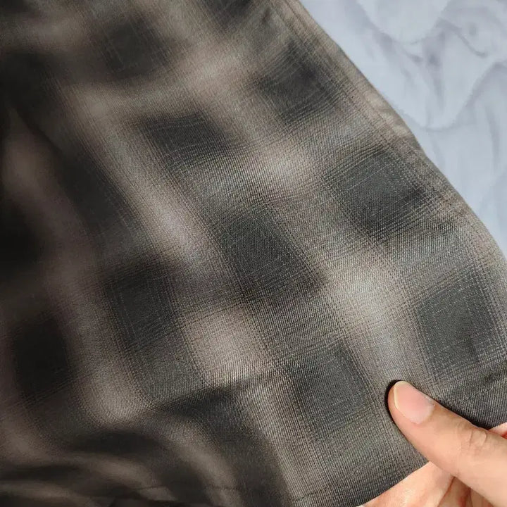 [BUNJANG] BEAKER Tencel Ombre Check Shirt Size 2 (Fits 105) / 비이커 오리지널 텐셀 옴브레 체크셔츠 팝니다! 오라리맛 105